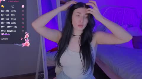 chloe__hilton online show from February 5, 3:49 pm
