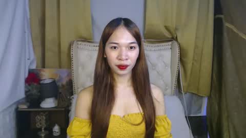 chloe_bilat online show from November 13, 11:36 pm