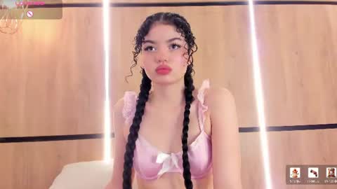 chloe online show from July 29, 10:13 am