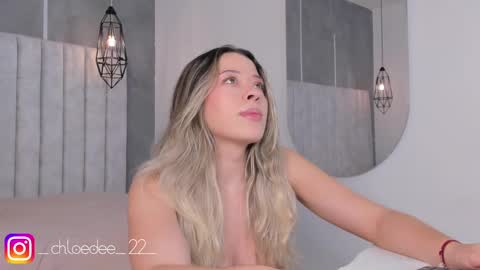 Chloe online show from January 13, 1:39 pm