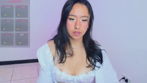 Snapshot of chloe_desire11 chatting on July 25, 11:30 am chloe_desire11 online show from July 25, 11:30 am