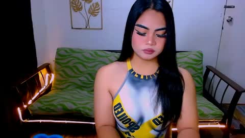 Snapshot of chloe_elsher chatting on May 4, 10:00 am Ts Chloeeeeee online show from May 4, 10:00 am