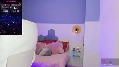 Chloe online show from March 14, 3:06 pm