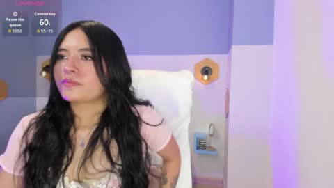 Snapshot of chloe_fischer chatting on April 10, 3:28 pm Chloe online show from April 10, 3:28 pm
