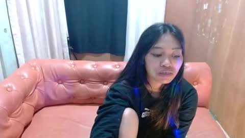 Snapshot of chloe_harlot chatting on December 15, 9:41 pm chloe and harlot online show from December 15, 9:41 pm