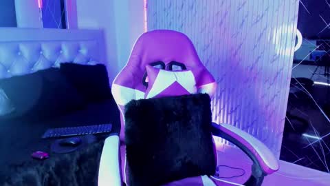 chloe_jacksonn online show from October 4, 11:03 pm