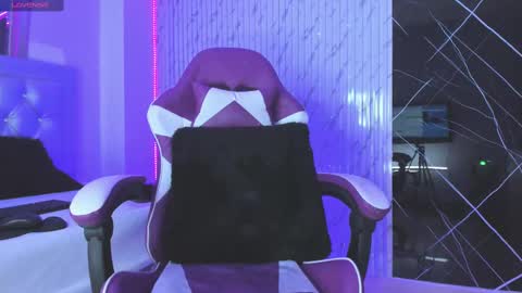 chloe_jacksonn online show from October 9, 11:58 pm