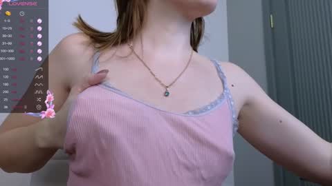 Chloe online show from February 1, 9:29 pm