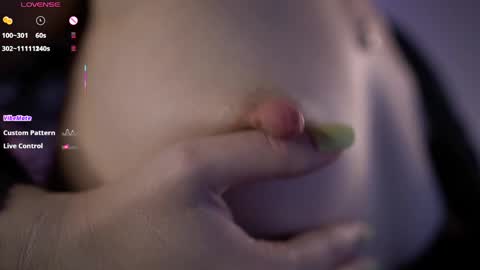 Snapshot of chloe_jeense chatting on April 29, 1:15 pm Chloe online show from April 29, 1:15 pm