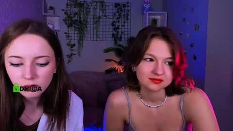 chloe_ley online show from June 15, 7:05 pm