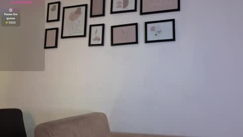 chloe online show from March 28, 2:16 pm