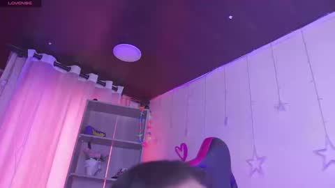 CLOE  online show from September 23, 8:45 pm