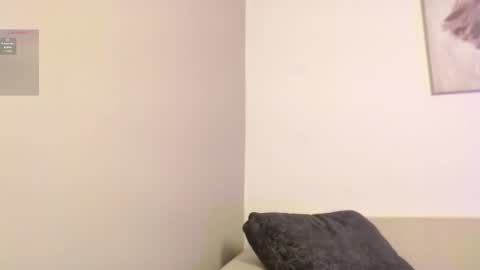 Snapshot of chloe_peach_ chatting on April 9, 11:59 am chloe_peach_ online show from April 9, 11:59 am