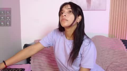 Snapshot of chloe_peach_ chatting on April 27, 12:03 pm chloe_peach_ online show from April 27, 12:03 pm