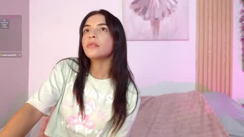 Snapshot of chloe_peach_ chatting on April 30, 12:55 pm chloe_peach_ online show from April 30, 12:55 pm