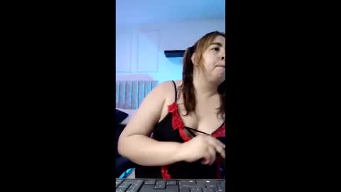 chloe_prg online show from May 29, 11:14 pm