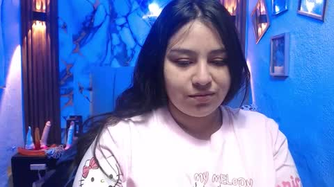 chloe_smith5 online show from February 28, 1:23 pm
