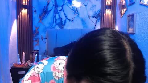 chloe_smith5 online show from March 9, 10:52 am