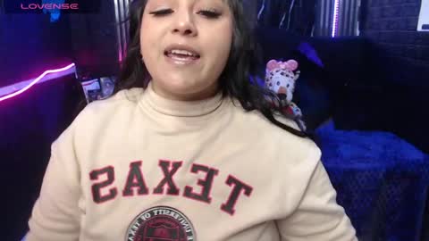 chloe_smith5 online show from July 10, 1:47 pm