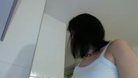 cloes  online show from September 13, 12:32 am