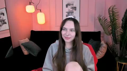 Chloe online show from May 31, 6:09 pm