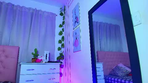 Lulu  online show from June 11, 2:53 am
