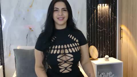 chloe online show from January 11, 10:26 pm