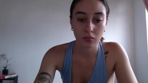 Chloe  online show from March 20, 9:08 pm