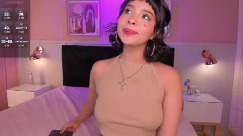   online show from June 5, 8:14 pm