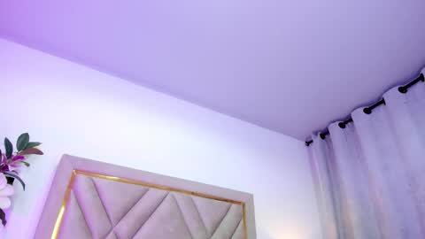 chloe_wilson7 online show from October 17, 1:53 am