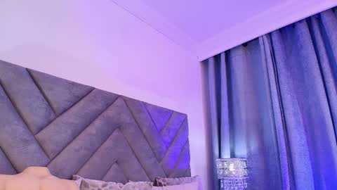 chloe_wilson7 online show from March 29, 11:38 pm