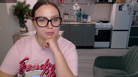 Eva and Sandra online show from December 24, 3:47 pm