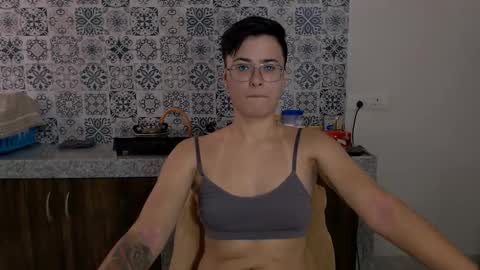 Eva and Sandra online show from February 27, 8:06 am