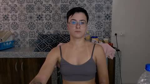 Eva and Sandra online show from March 11, 9:45 am