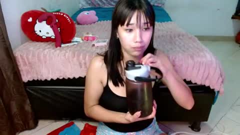 chloe_xsex online show from July 17, 6:53 am