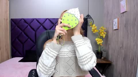 Snapshot of chloecampbell03 chatting on October 14, 12:28 pm chloecampbell03 online show from October 14, 12:28 pm