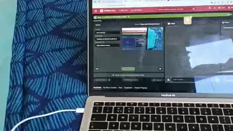 Snapshot of chloechrome chatting on March 8, 8:55 am Chloe Chrome online show from March 8, 8:55 am
