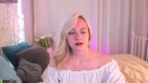 Snapshot of chloedeccker chatting on July 21, 12:57 am Chloe Deccker online show from July 21, 12:57 am
