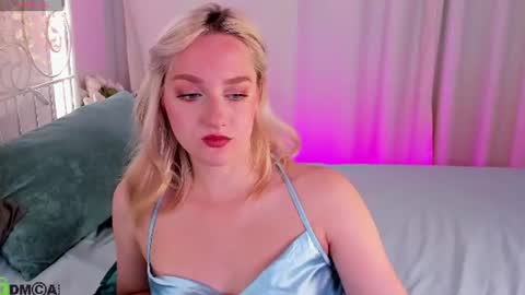 Snapshot of chloedeccker chatting on August 1, 1:16 am Chloe Deccker online show from August 1, 1:16 am