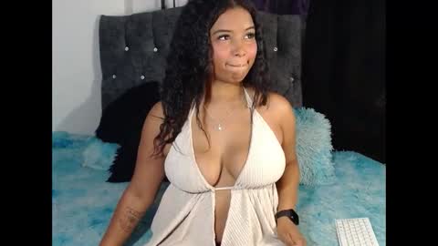 chloee_fox_ss online show from February 4, 8:58 pm