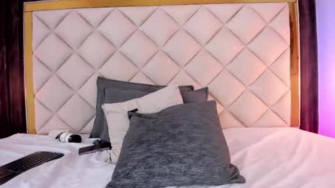 Snapshot of chloee_parkerr chatting on June 6, 4:06 am chloee_parkerr online show from June 6, 4:06 am