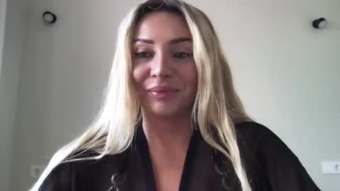 Snapshot of chloefree chatting on June 30, 2:29 pm Chloe online show from June 30, 2:29 pm