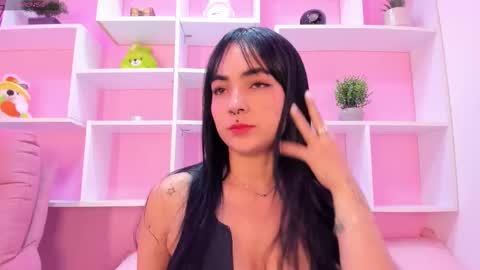 Chloe online show from November 29, 12:30 pm