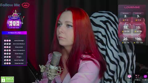 Snapshot of chloejenyss chatting on October 7, 2:42 am Chloe online show from October 7, 2:42 am