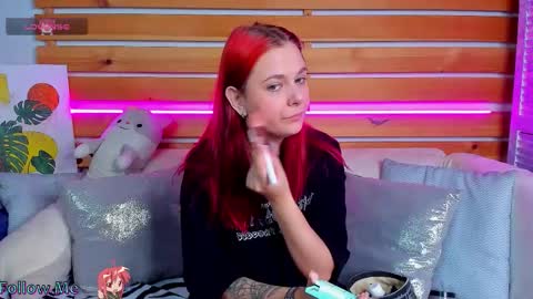 Snapshot of chloejenyss chatting on November 24, 1:05 am Chloe online show from November 24, 1:05 am