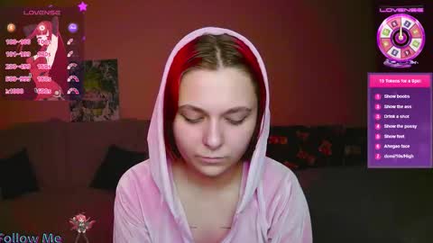 Snapshot of chloejenyss chatting on November 24, 1:11 pm Chloe online show from November 24, 1:11 pm