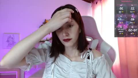 Snapshot of chloejohnsoon chatting on December 29, 1:17 pm Chloe online show from December 29, 1:17 pm