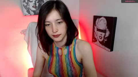 Snapshot of chloejohnsoon chatting on January 21, 11:55 pm Chloe online show from January 21, 11:55 pm