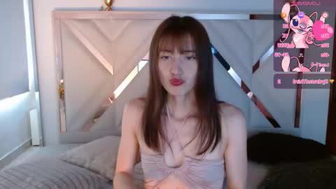 Chloe online show from November 24, 5:34 pm