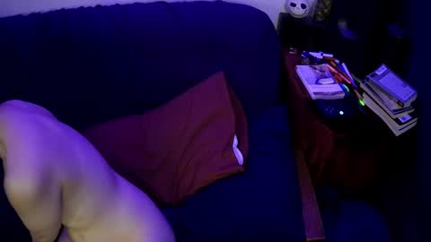 Chloekissxo online show from September 24, 1:53 am